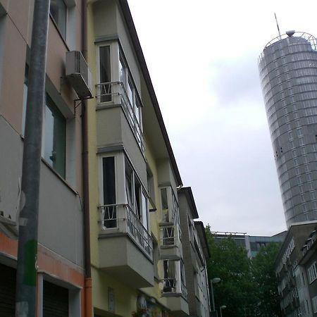 Schoenes Apartment In 에센 외부 사진